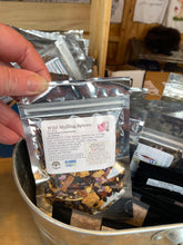 Load image into Gallery viewer, Berries &amp; flour Herbal Tea
